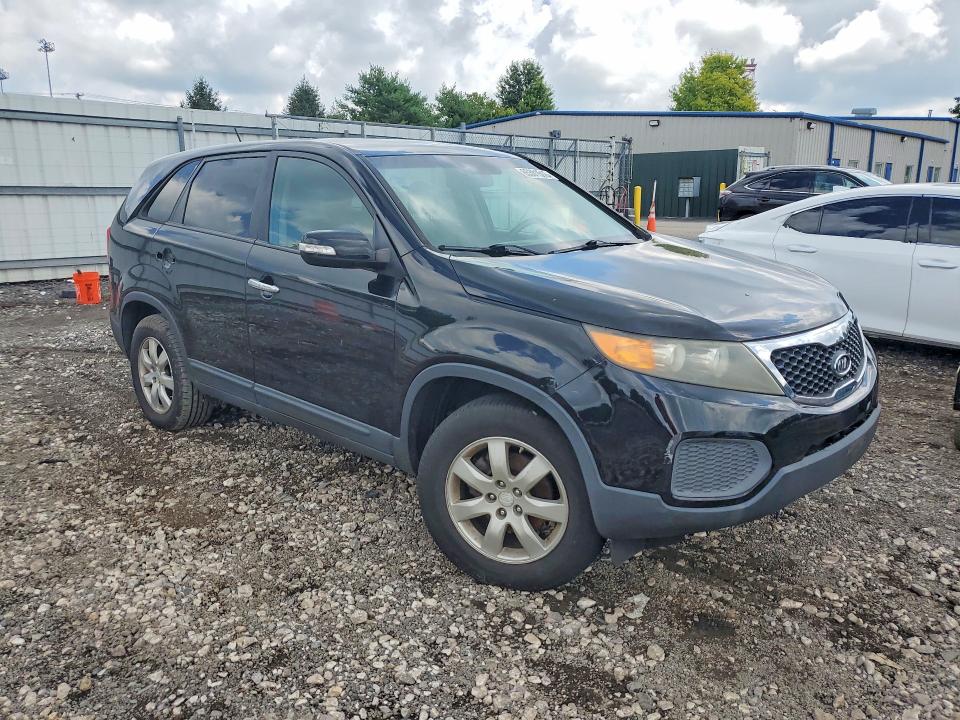 2011 Kia Sorento მანქანა იყიდება აუქციონზე, vin: 5XYKT3A10BG106597, აუქციონის ნომერი: 65301516