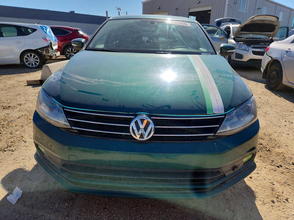 65351456 :رقم المزاد ، 3VWDB7AJ0HM243678 vin ، 2017 Volkswagen Jetta مزاد بيع