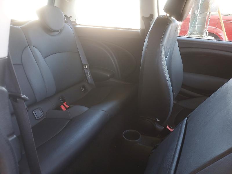 64713226 :رقم المزاد ، WMWMF3C51ATZ66394 vin ، 2010 Mini Cooper مزاد بيع