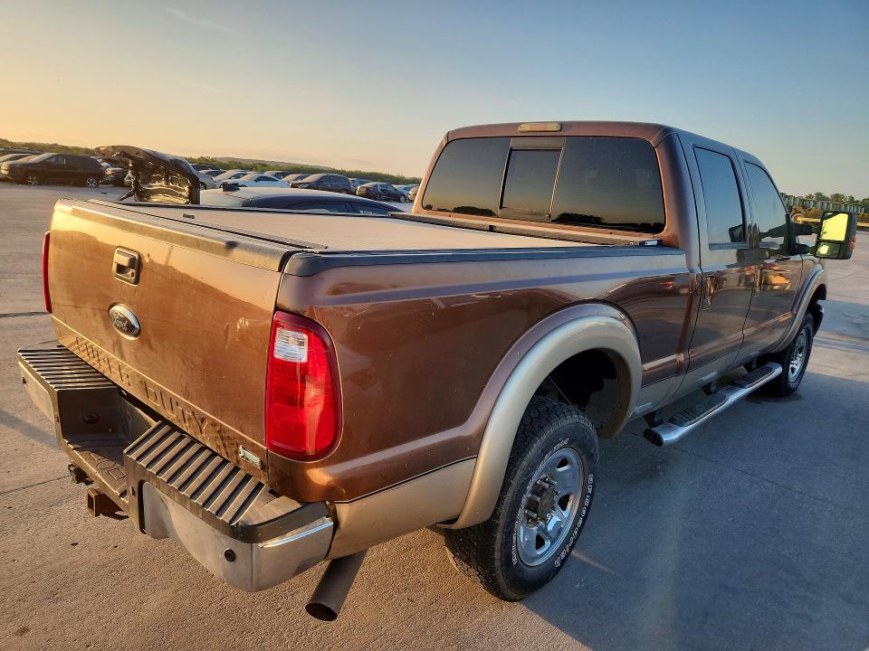 64111666 :رقم المزاد ، 1FT7W2B68BEA87632 vin ، 2011 Ford F250 مزاد بيع