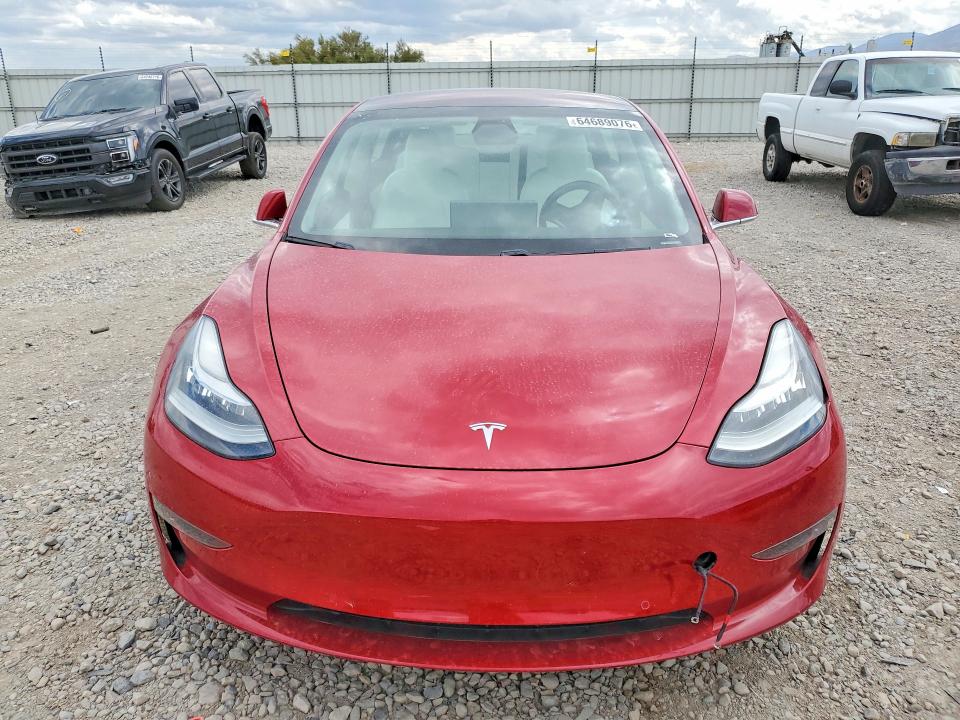 Продажа на аукционе авто 2018 Tesla Model 3, vin: 5YJ3E1EB6JF135162, номер лота: 64689076