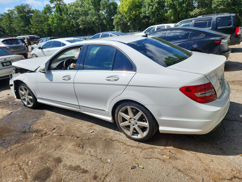 65201886 :رقم المزاد ، WDDGF4HBXEG248254 vin ، 2014 Mercedes-benz C مزاد بيع