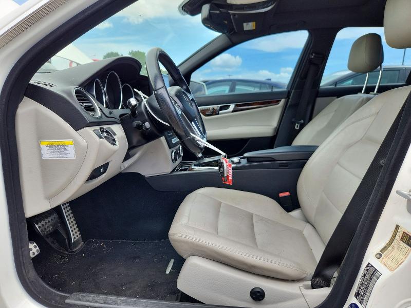 2013 Mercedes-benz C მანქანა იყიდება აუქციონზე, vin: WDDGF8AB8DA780993, აუქციონის ნომერი: 66972976