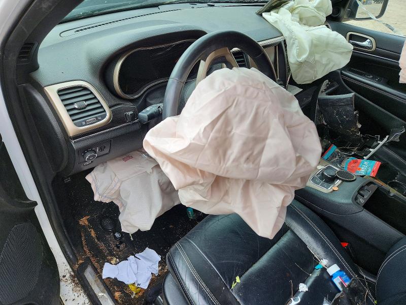 63924456 :رقم المزاد ، 1C4RJFBG2FC612421 vin ، 2015 Jeep Grand Cherokee مزاد بيع