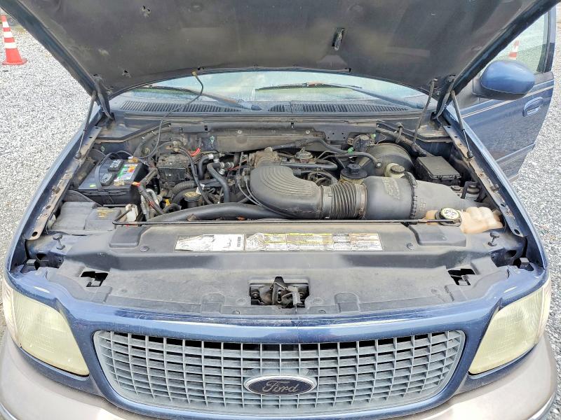 2002 Ford Expedition მანქანა იყიდება აუქციონზე, vin: 1FMPU18L82LA45353, აუქციონის ნომერი: 64610006