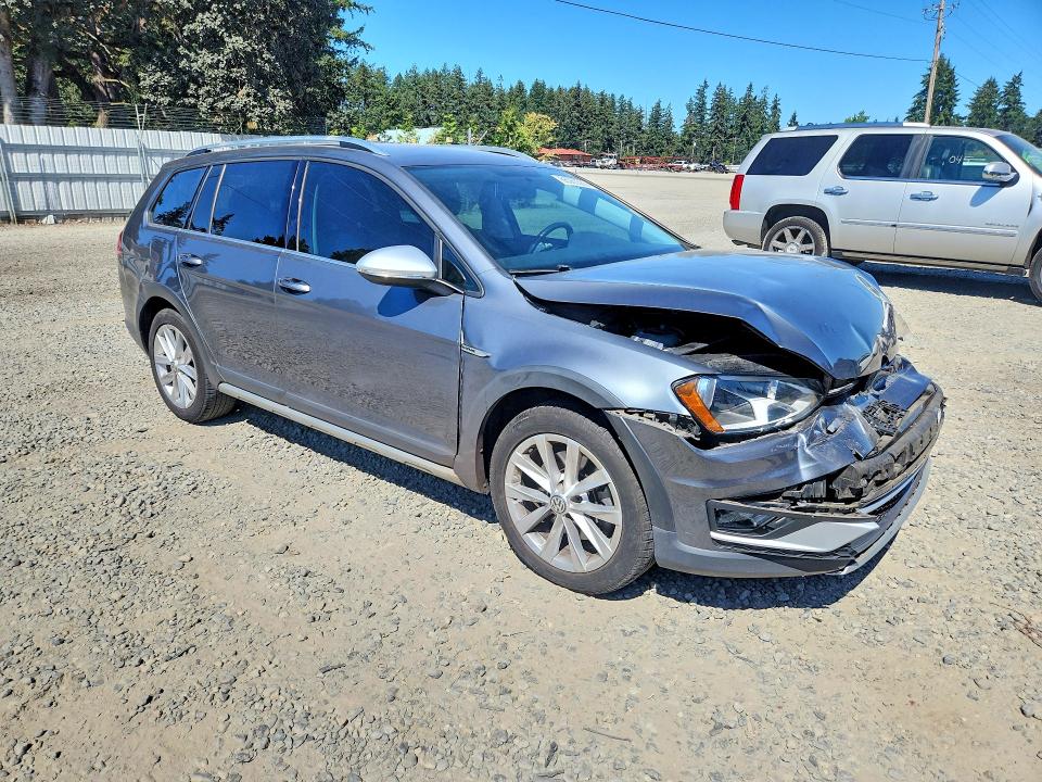 Продажа на аукционе авто 2017 Volkswagen Golf Alltrack, vin: 3VWH17AU6HM516766, номер лота: 66065586