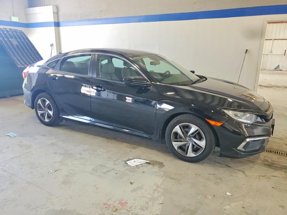 65741976 :رقم المزاد ، 19XFC2F68KE019866 vin ، 2019 Honda Civic مزاد بيع