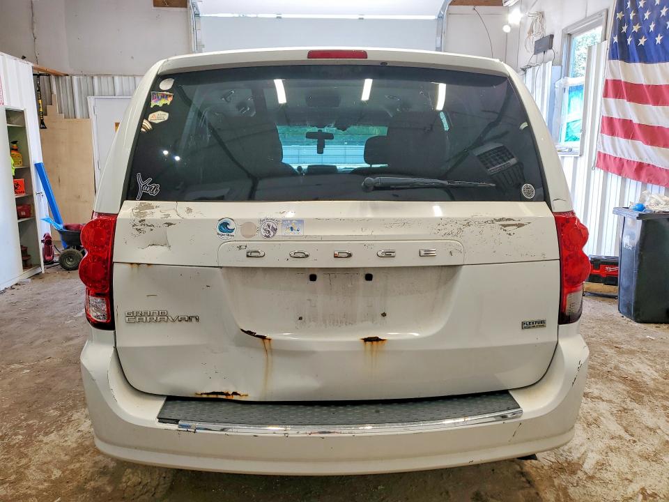 65853526 :رقم المزاد ، 2C4RDGBG1ER260693 vin ، 2014 Dodge Grand Caravan مزاد بيع