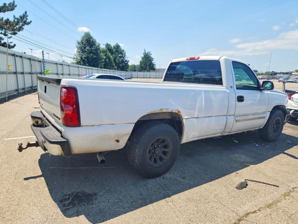 Aukcja sprzedaży 2003 Chevrolet Silverado, vin: 1GCEC14T03E364210, numer aukcji: 63776016