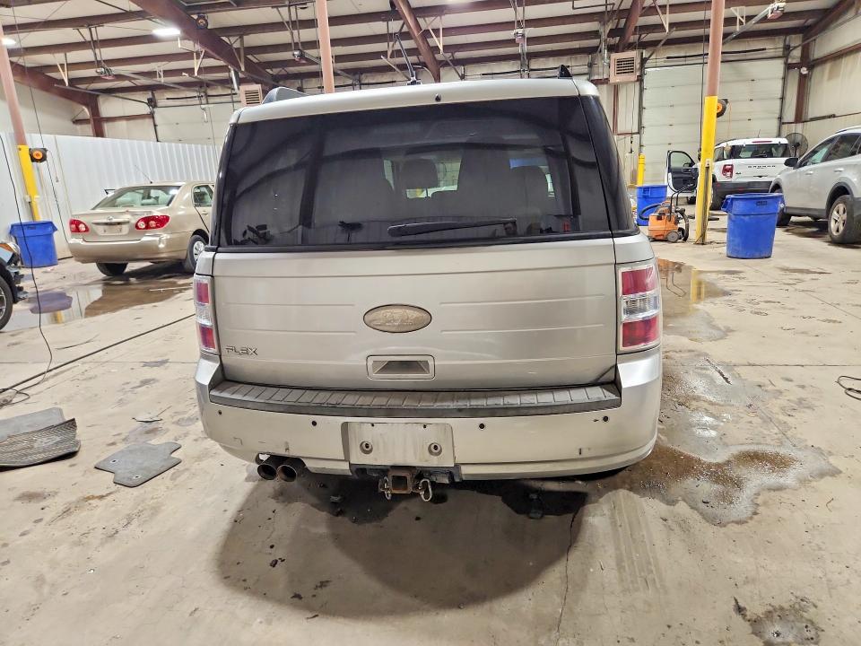 64239736 :رقم المزاد ، 2FMGK5BC2CBD04717 vin ، 2012 Ford Flex مزاد بيع