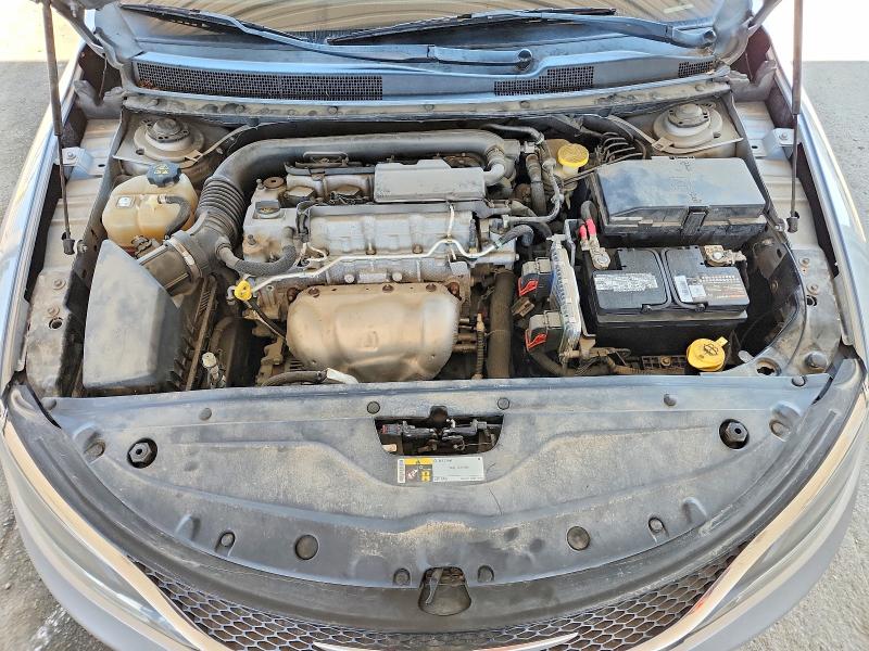 2015 Chrysler 200 მანქანა იყიდება აუქციონზე, vin: 1C3CCCFBXFN623303, აუქციონის ნომერი: 61411736