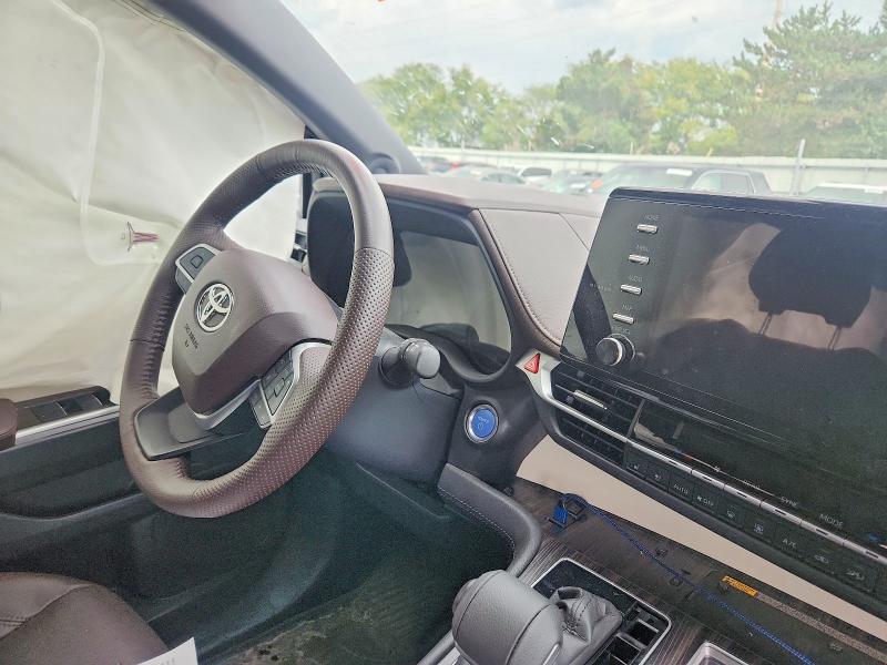 Продажа на аукционе авто 2022 Toyota Sienna, vin: 5TDESKFC2NS067507, номер лота: 67461646