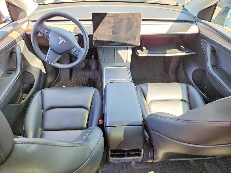 2024 Tesla Model Y მანქანა იყიდება აუქციონზე, vin: 7SAYGDED1RF097695, აუქციონის ნომერი: 64232116