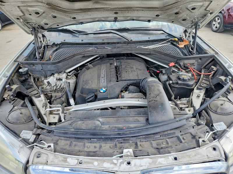 Продаж на аукціоні авто 2015 Bmw X5, vin: 5UXKR2C5XF0H39095, номер лоту: 64598566