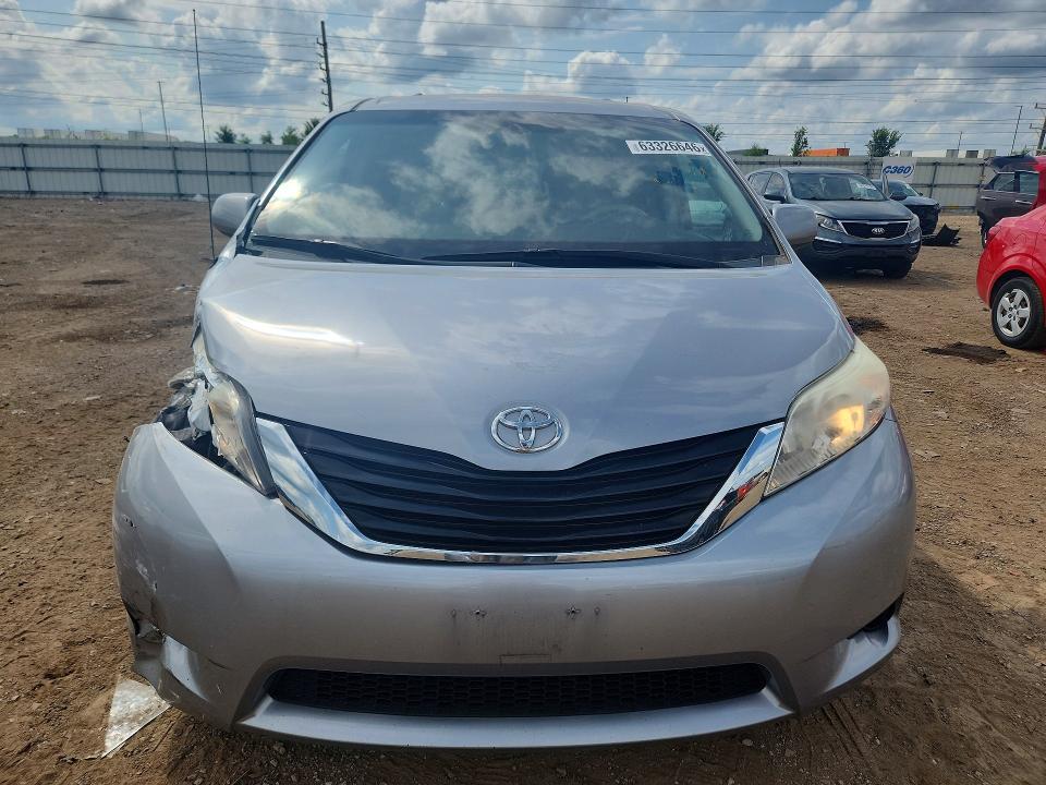 Aukcja sprzedaży 2011 Toyota Sienna, vin: 5TDKK3DCXBS019129, numer aukcji: 63326646