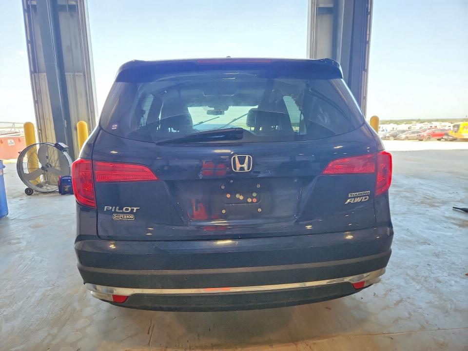 Продажа на аукционе авто 2016 Honda Pilot, vin: 5FNYF6H98GB018118, номер лота: 64253016