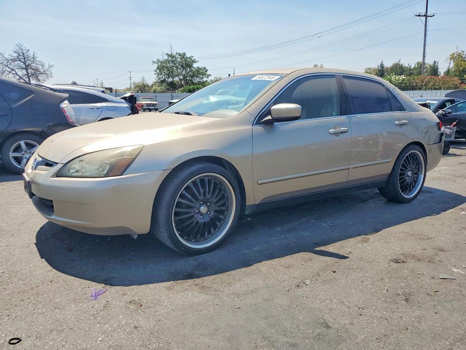 Продажа на аукционе авто 2003 Honda Accord, vin: JHMCM56333C005890, номер лота: 64822646