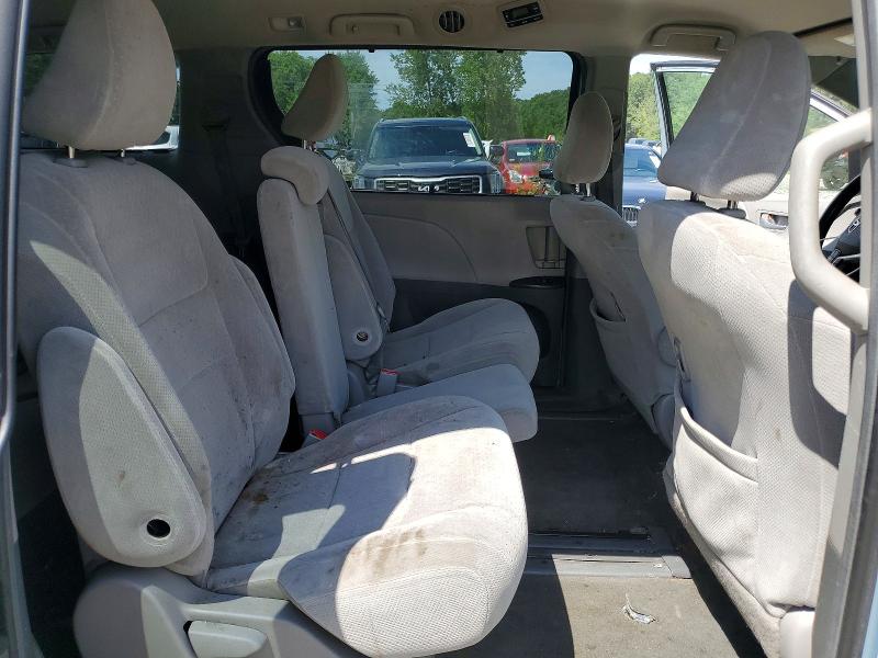 64058096 :رقم المزاد ، 5TDKK3DC3FS536889 vin ، 2015 Toyota Sienna مزاد بيع