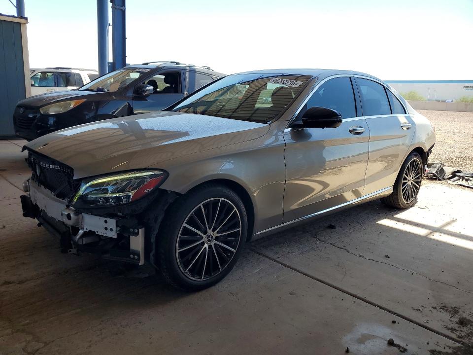 66302216 :رقم المزاد ، W1KWF8DBXMR616203 vin ، 2021 Mercedes-benz C مزاد بيع