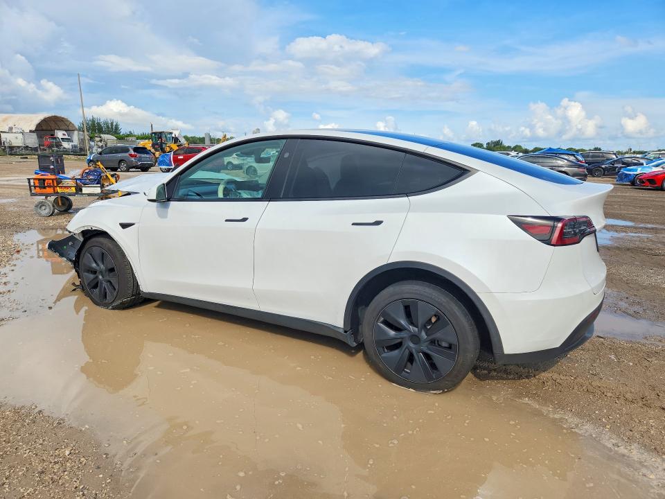 Продажа на аукционе авто 2024 Tesla Model Y, vin: 7SAYGAEE4RF167455, номер лота: 67286446