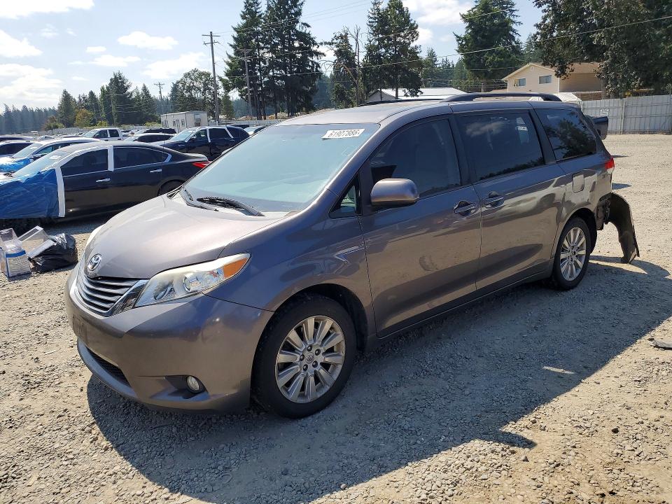 2013 Toyota Sienna მანქანა იყიდება აუქციონზე, vin: 5TDDK3DC0DS050661, აუქციონის ნომერი: 61907886