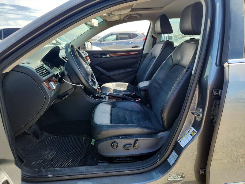 2012 Volkswagen Passat მანქანა იყიდება აუქციონზე, vin: 1VWCM7A38CC104898, აუქციონის ნომერი: 66774146