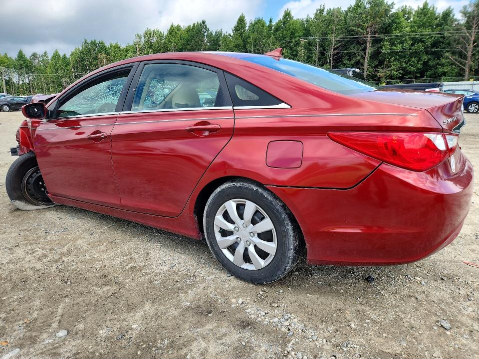 63024076 :رقم المزاد ، 5NPEB4AC2DH532584 vin ، 2013 Hyundai Sonata مزاد بيع