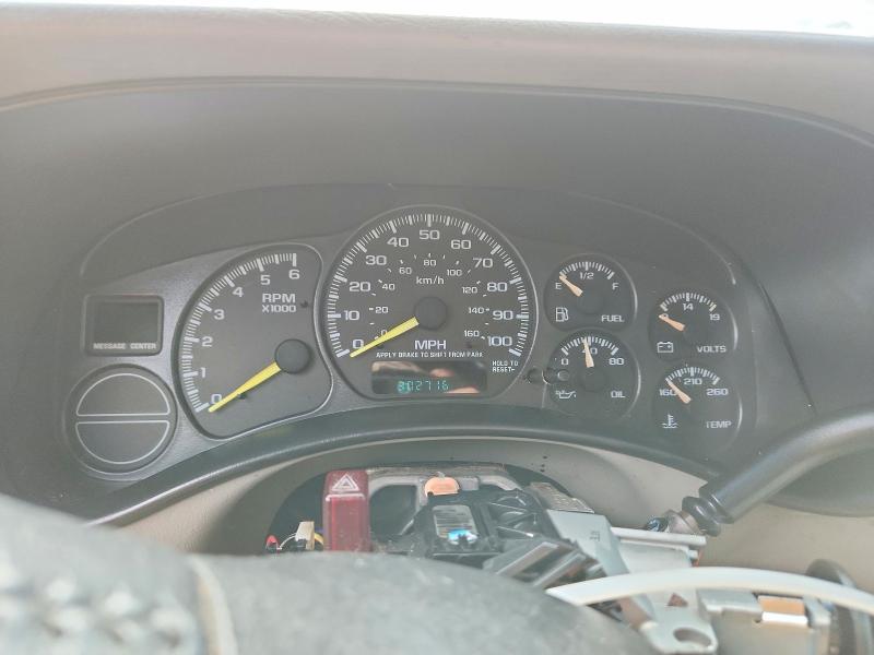 Продажа на аукционе авто 2002 Chevrolet Suburban, vin: 3GNFK16ZX2G243143, номер лота: 65129956