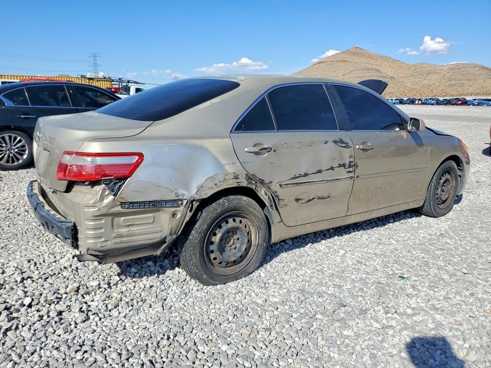 65702786 :رقم المزاد ، 4T1BE46K99U370424 vin ، 2009 Toyota Camry مزاد بيع