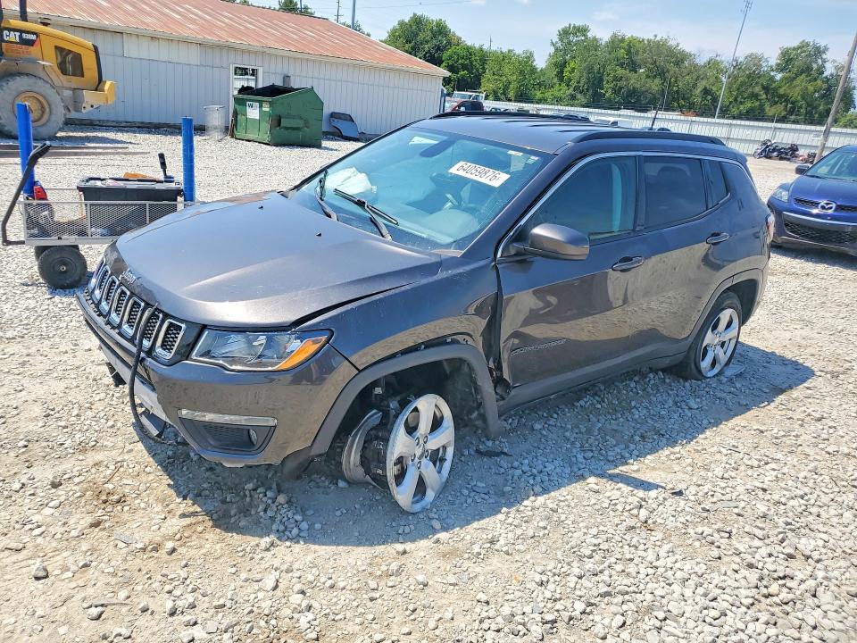 64059876 :رقم المزاد ، 3C4NJDBB0JT155046 vin ، 2018 Jeep Compass مزاد بيع