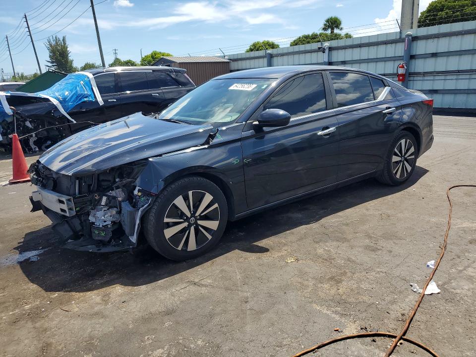 Продажа на аукционе авто 2022 Nissan Altima, vin: 1N4BL4DV8NN325623, номер лота: 64256236