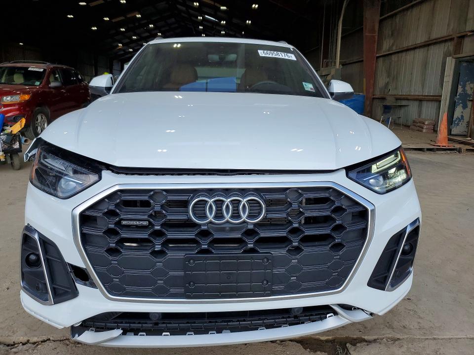 66958176 :رقم المزاد ، WA1E2AFY9M2090773 vin ، 2021 Audi Q5 E مزاد بيع