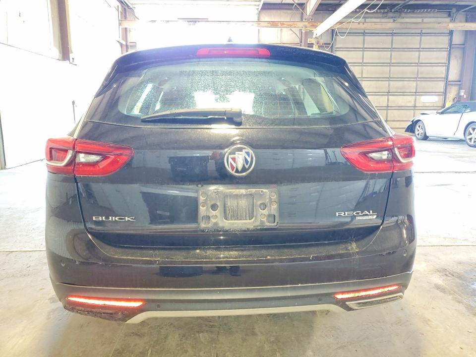 Продаж на аукціоні авто 2018 Buick Regal Tourx, vin: W04GV8SX2J1052051, номер лоту: 64215726