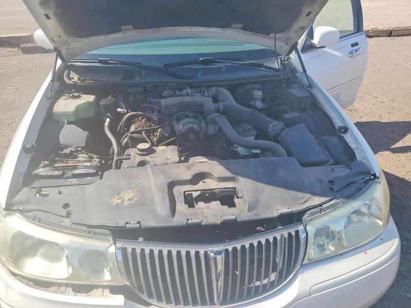 Aukcja sprzedaży 2001 Lincoln Town Car, vin: 1LNHM82W31Y715490, numer aukcji: 64514396
