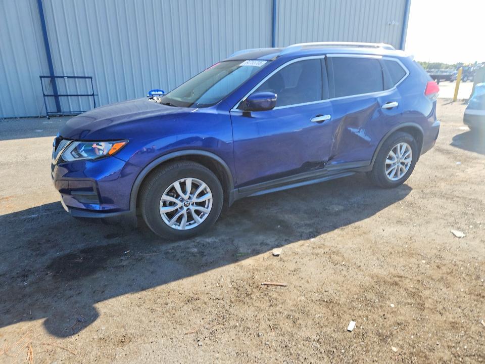 Auction sale of the 2017 Nissan Rogue, vin: JN8AT2MT1HW135061, lot number: 64755706