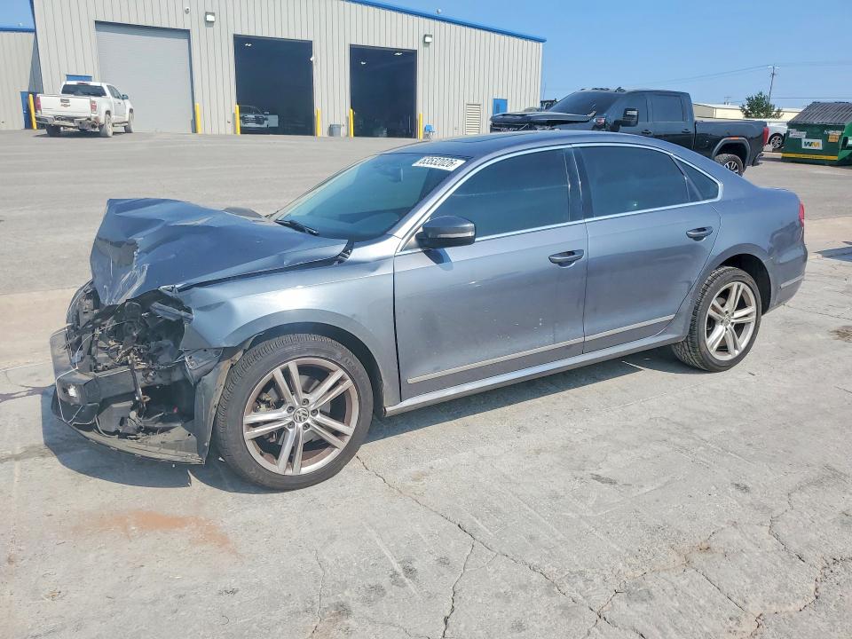 2015 Volkswagen Passat მანქანა იყიდება აუქციონზე, vin: 1VWCV7A36FC064905, აუქციონის ნომერი: 63532026