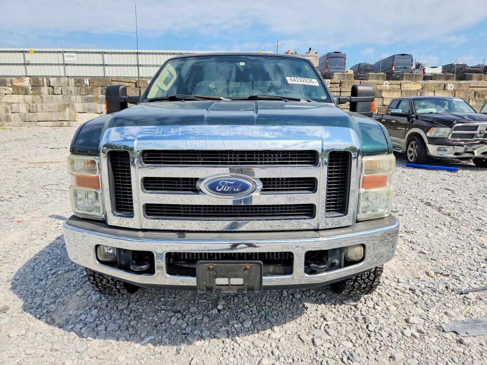 64242636 :رقم المزاد ، 1FTSW21R68EA30621 vin ، 2008 Ford F250 مزاد بيع