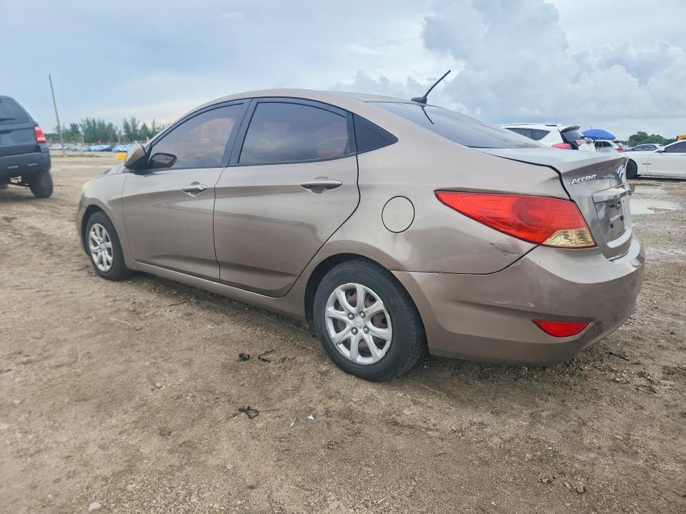 63807166 :رقم المزاد ، KMHCT4AE2EU675589 vin ، 2014 Hyundai Accent مزاد بيع
