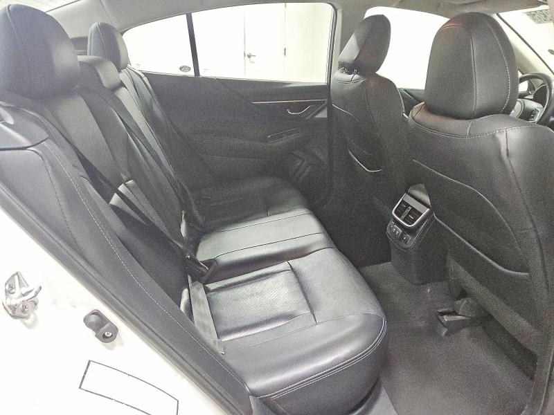 63927936 :رقم المزاد ، 4S3BWAN60M3010378 vin ، 2021 Subaru Legacy مزاد بيع