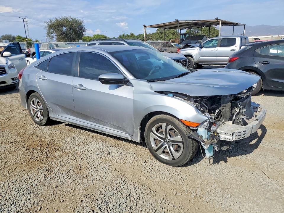 63913396 :رقم المزاد ، 2HGFC2F57JH543795 vin ، 2018 Honda Civic مزاد بيع