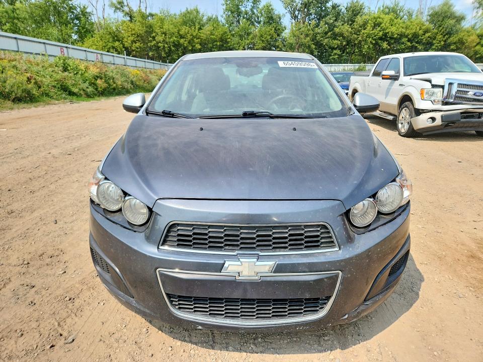 65459596 :رقم المزاد ، 1G1JA5EH1D4245846 vin ، 2013 Chevrolet Sonic مزاد بيع