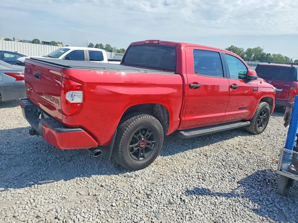 67030086 :رقم المزاد ، 5TFDY5F12JX770457 vin ، 2018 Toyota Tundra مزاد بيع