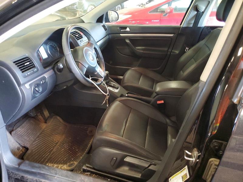 63824476 :رقم المزاد ، 3VWRX7AJ8AM105075 vin ، 2010 Volkswagen Jetta مزاد بيع