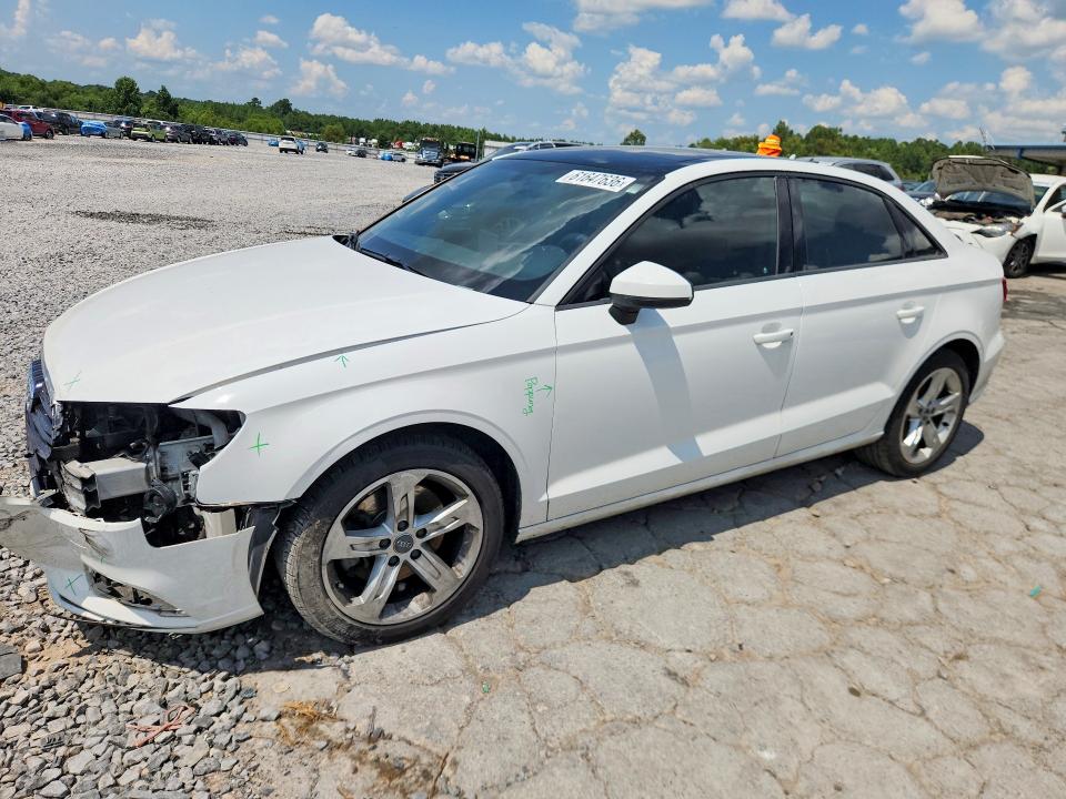 61647636 :رقم المزاد ، WAUAUGFF7J1005475 vin ، 2018 Audi A3 مزاد بيع