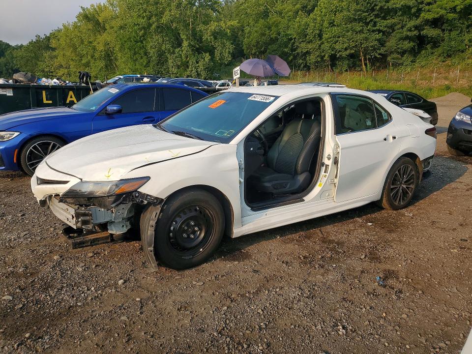64771556 :رقم المزاد ، 4T1G11AKXRU198945 vin ، 2024 Toyota Camry مزاد بيع