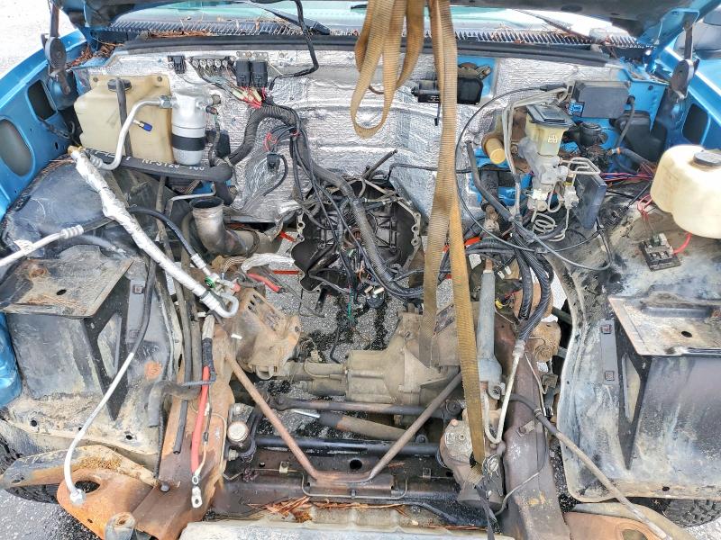 63887696 :رقم المزاد ، 1GCHK34F8PE244893 vin ، 1993 Chevrolet Gmt-400 مزاد بيع
