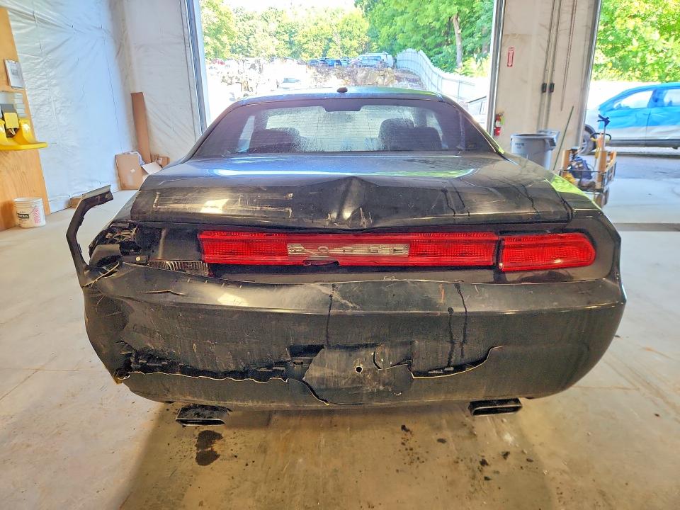 Auction sale of the 2014 Dodge Challenger, vin: 2C3CDYAG2EH208593, lot number: 64089306