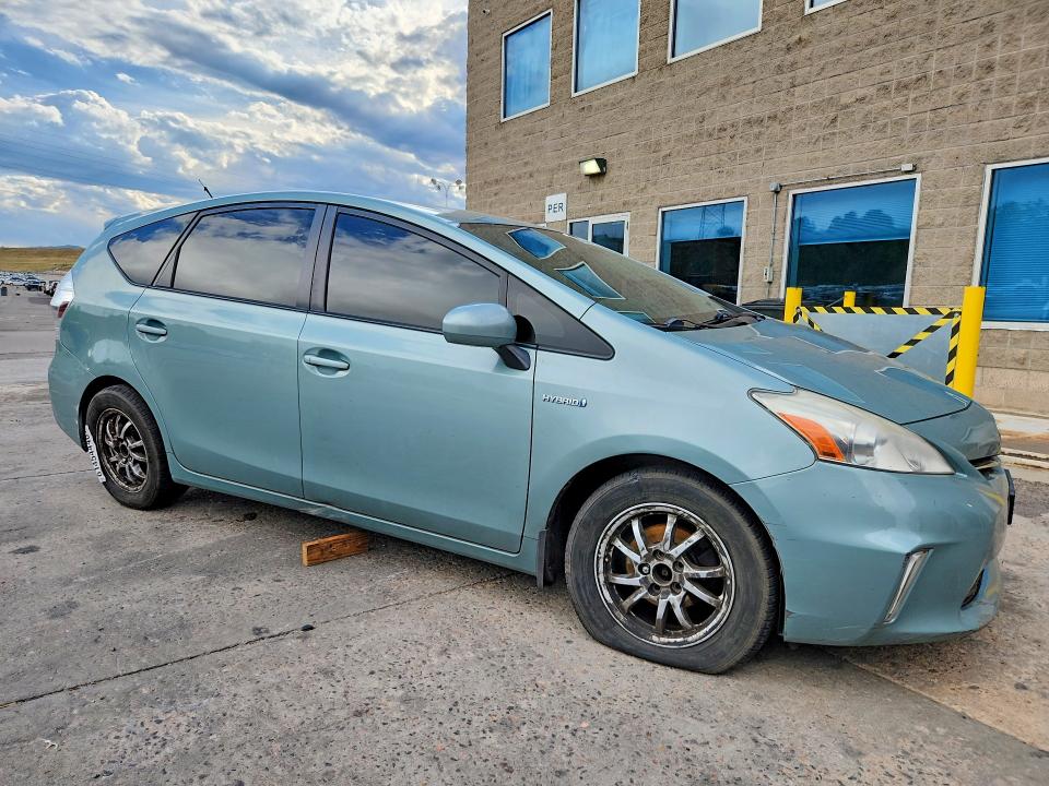 61454446 :رقم المزاد ، JTDZN3EU4D3232658 vin ، 2013 Toyota Prius V مزاد بيع