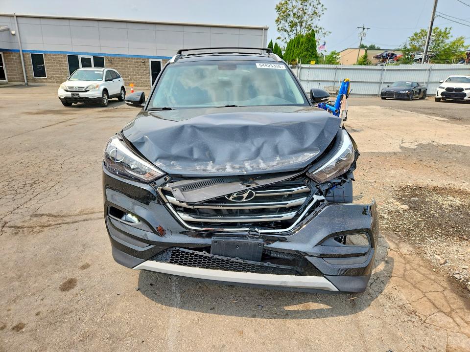 64403356 :رقم المزاد ، KM8J3CAL9JU718030 vin ، 2018 Hyundai Tucson مزاد بيع