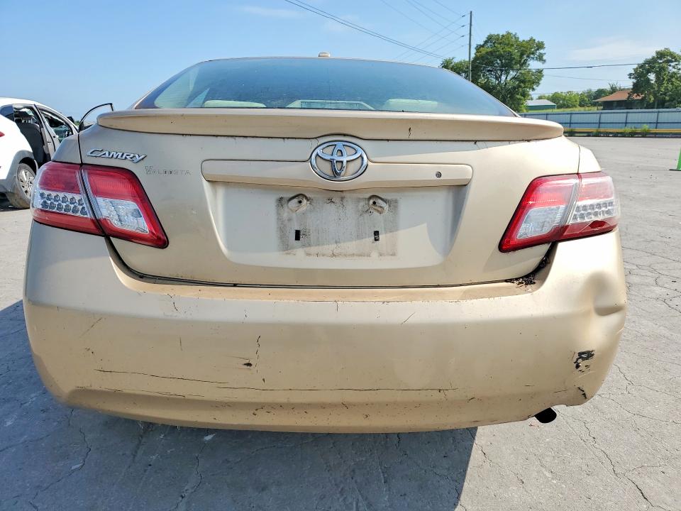 2011 Toyota Camry მანქანა იყიდება აუქციონზე, vin: 4T1BF3EK8BU703002, აუქციონის ნომერი: 64066246